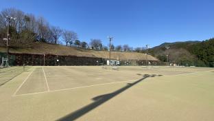 山家スポーツ公園テニスコート