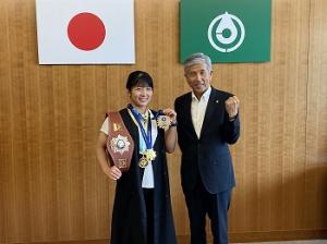 尾西桜さん　レスリングU17世界選手権、全国高校総体優勝