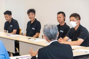 座談会のようす