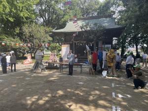 下見一区の市民体育祭であいさつをする平井一三市長