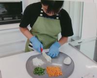 料理をしている写真