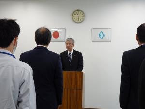 山神水道企業団で年頭のあいさつをする平井一三市長