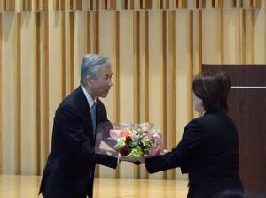 永年勤続表彰・退職辞令交付式2