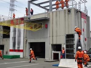 福岡県消防救助技術指導会に伴う展示訓練2