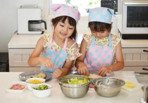 子どもの料理イメージ画像