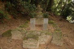 桐山丹波墓所