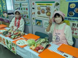 カミーリヤフェスティバルでの食育啓発活動の様子です