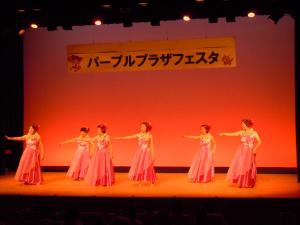 ステージ発表のようす
