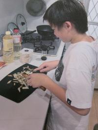 料理をしている写真