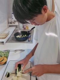 料理をしている写真