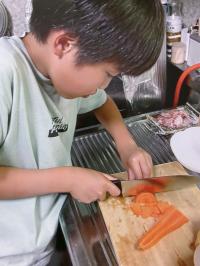 料理をしている写真