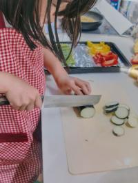 料理をしている写真