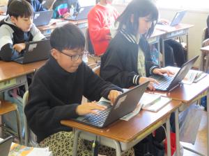 小中学校ICT環境整備事業