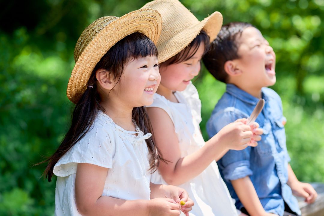 夏の子どものイメージ