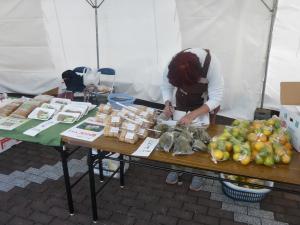 野菜販売のようす