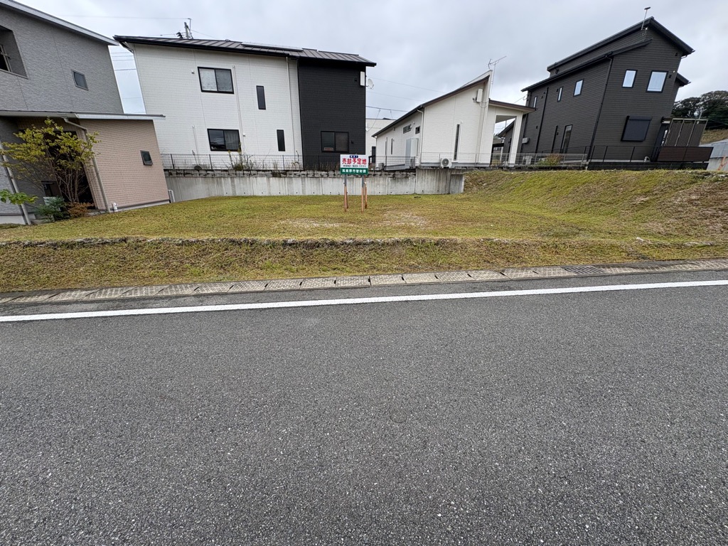 売却物件１遠景写真