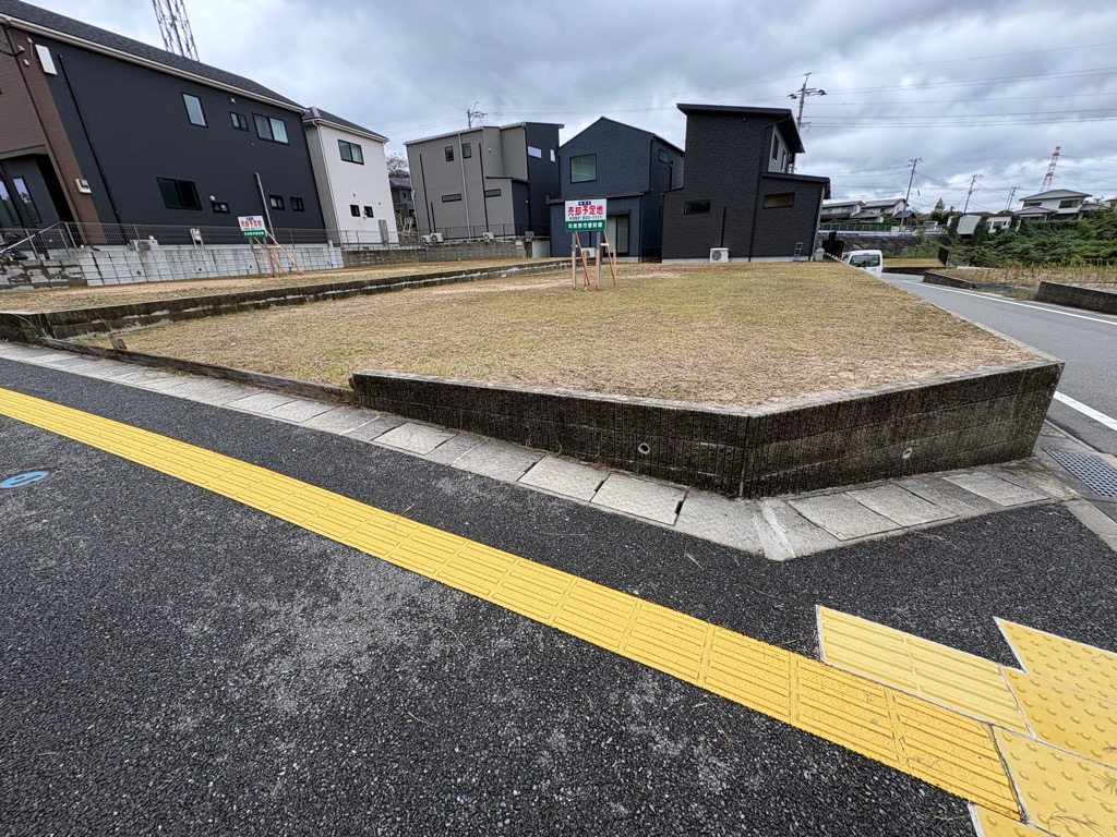 売却物件３遠景写真